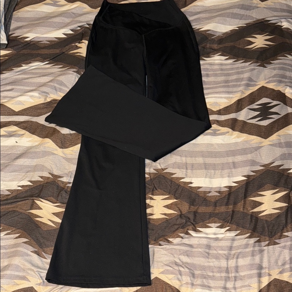 Halara flare leggings